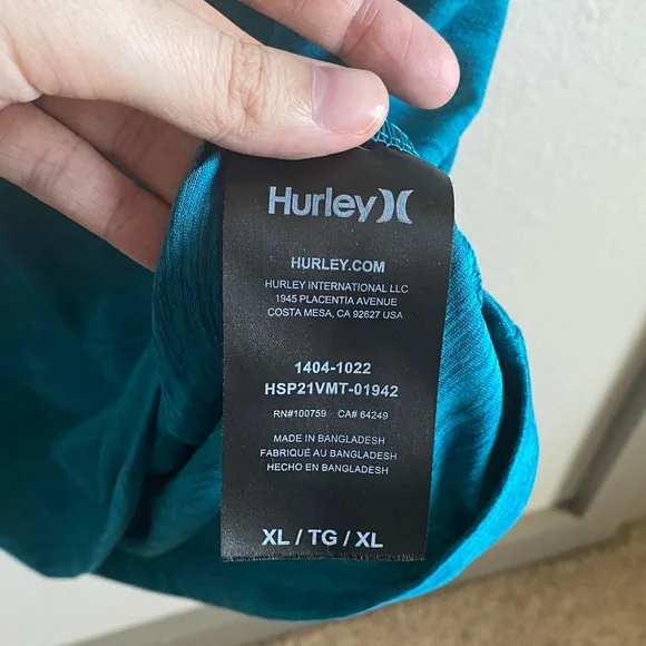 Men’s Hurley Teal Colored Short Sleeved Athletic Shirt (NWOT) - Picture 10 of 11
